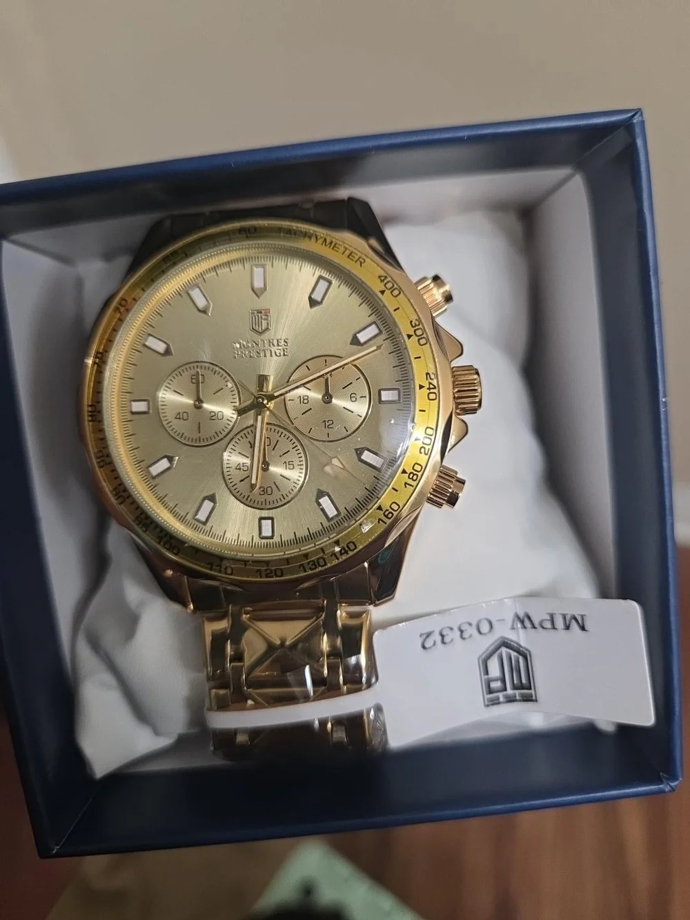 N/A stylish gold